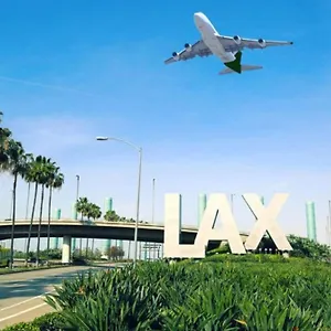 Lax Hostal