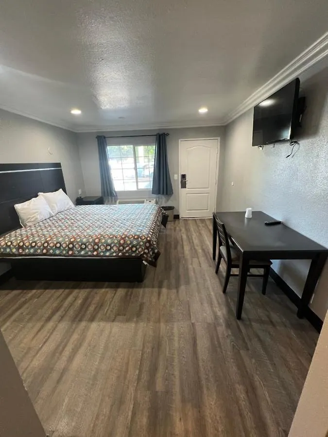Budget Motel Inglewood 2*,