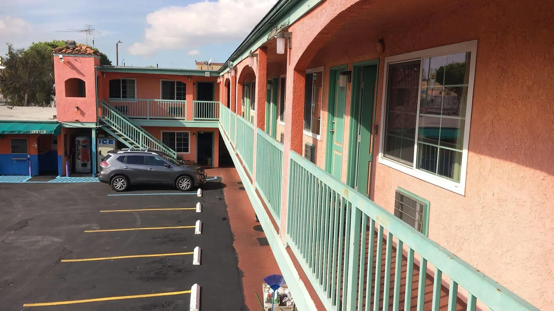 Budget Motel Inglewood 2*,